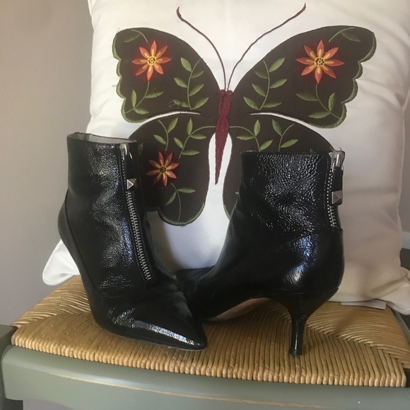 MICHAEL Michael Kors Shoes - MICHAEL Michael KORS LEATHER BOOTIE